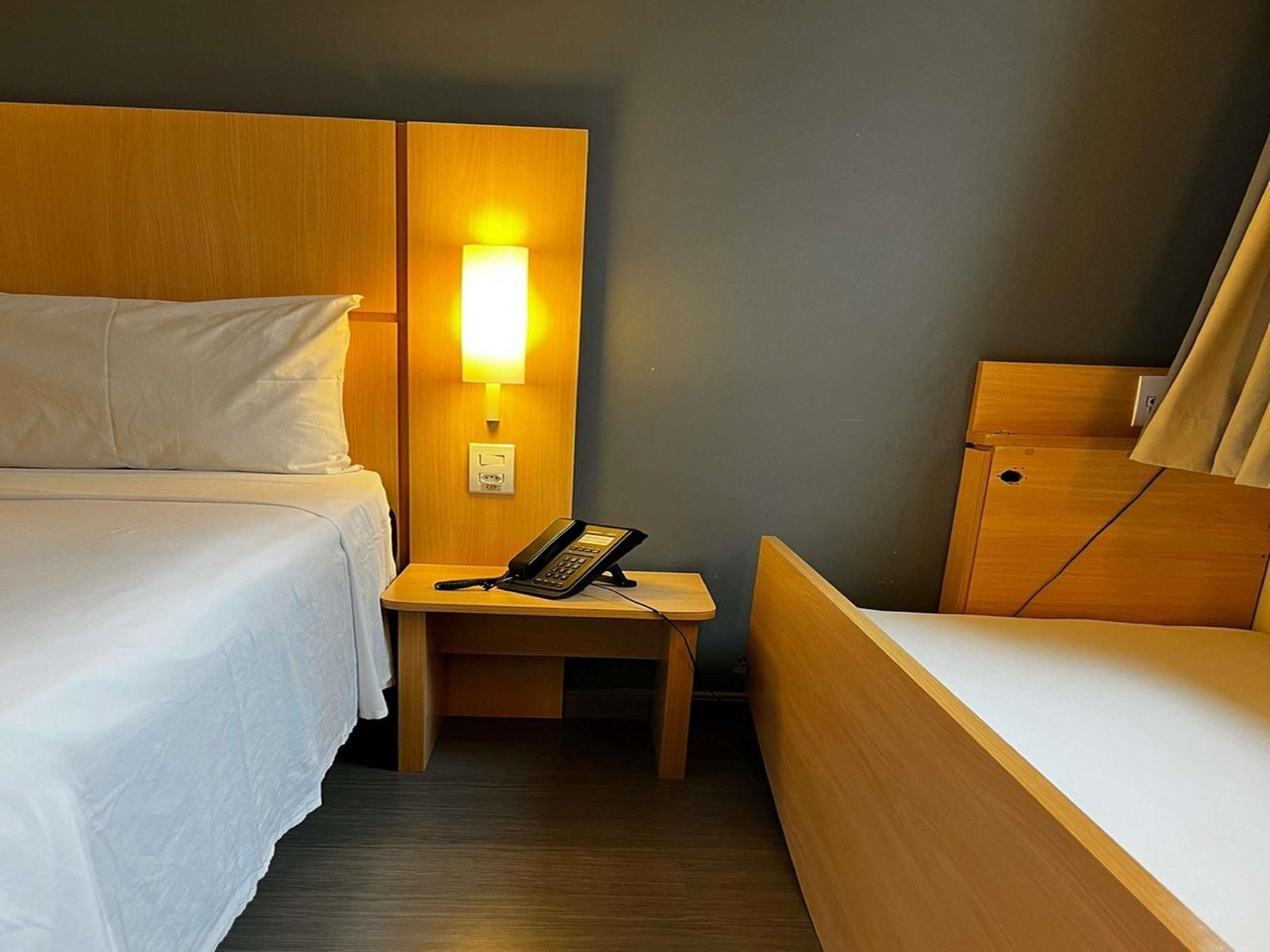 Hotel Ibis Catalão Extérieur photo