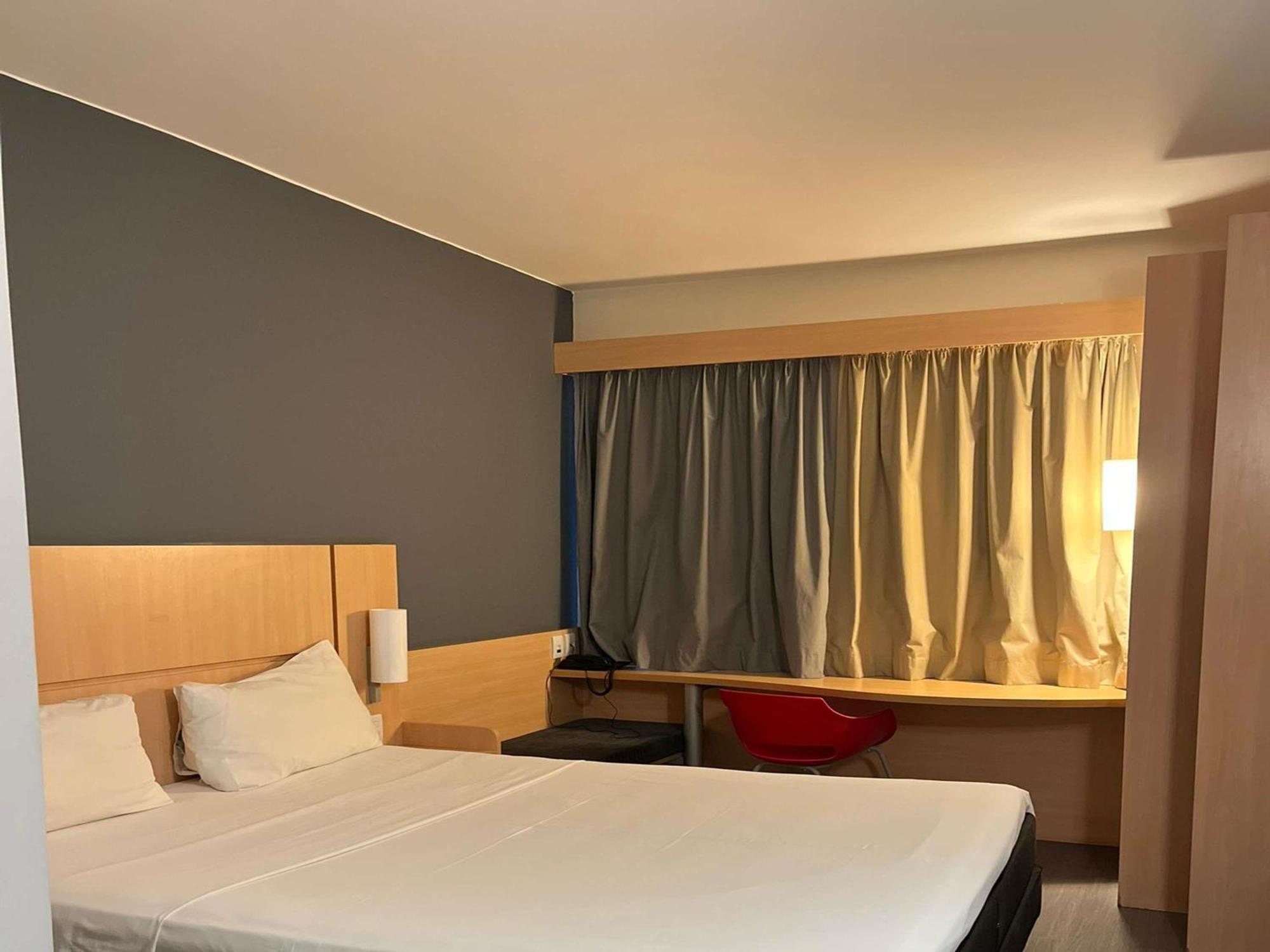 Hotel Ibis Catalão Extérieur photo