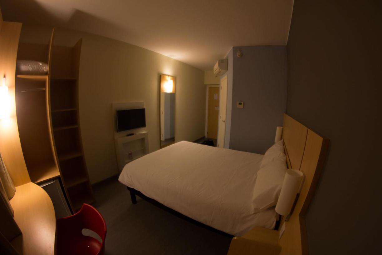 Hotel Ibis Catalão Extérieur photo